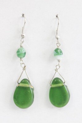 Glas-Ohrring "Lalita" grün